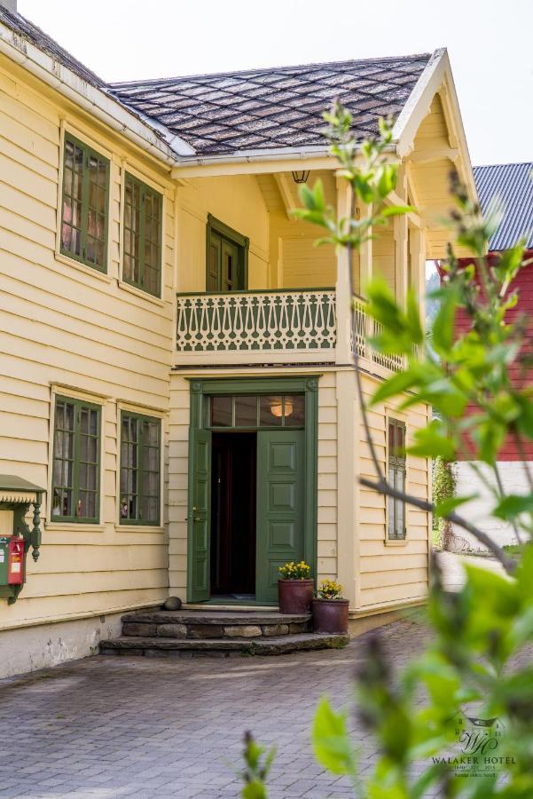 Walaker Hotel Solvorn Exterior photo